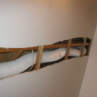 Conduit d’évacuation en plastique (vinyle) blanc